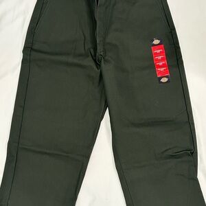 Dickies Men's Dark Green Pants size 32x34. 874 original fit- New with tags.